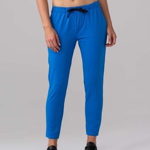 Lululemon Jet Crop Slim Jogger - Lakeside Blue